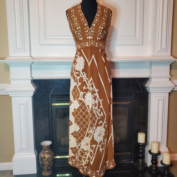 Dresses & Skirts - VINTAGE PAGANNE SLEEVELESS MAXI DRESS